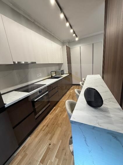 Unirii, Aleea Cauzasi, apartament de inchiriat 2 camere bloc nou, terasa.